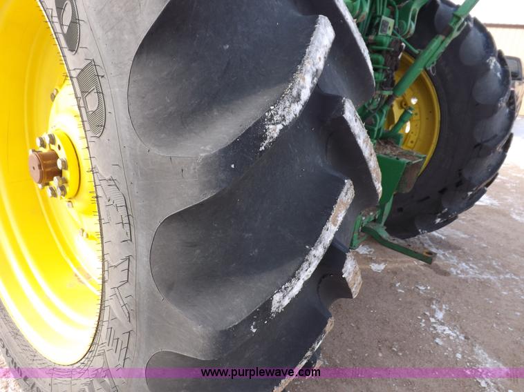 image for item I9241 2007 John Deere 7730 MFWD tractor