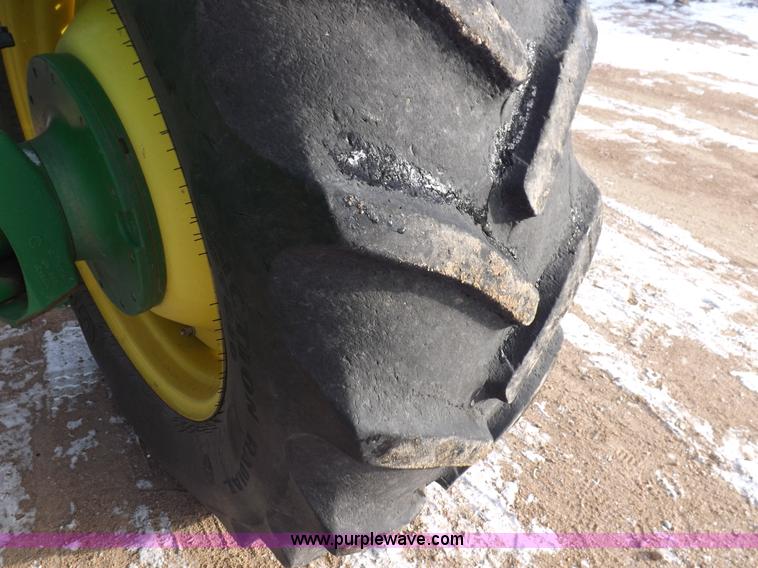 image for item I9241 2007 John Deere 7730 MFWD tractor
