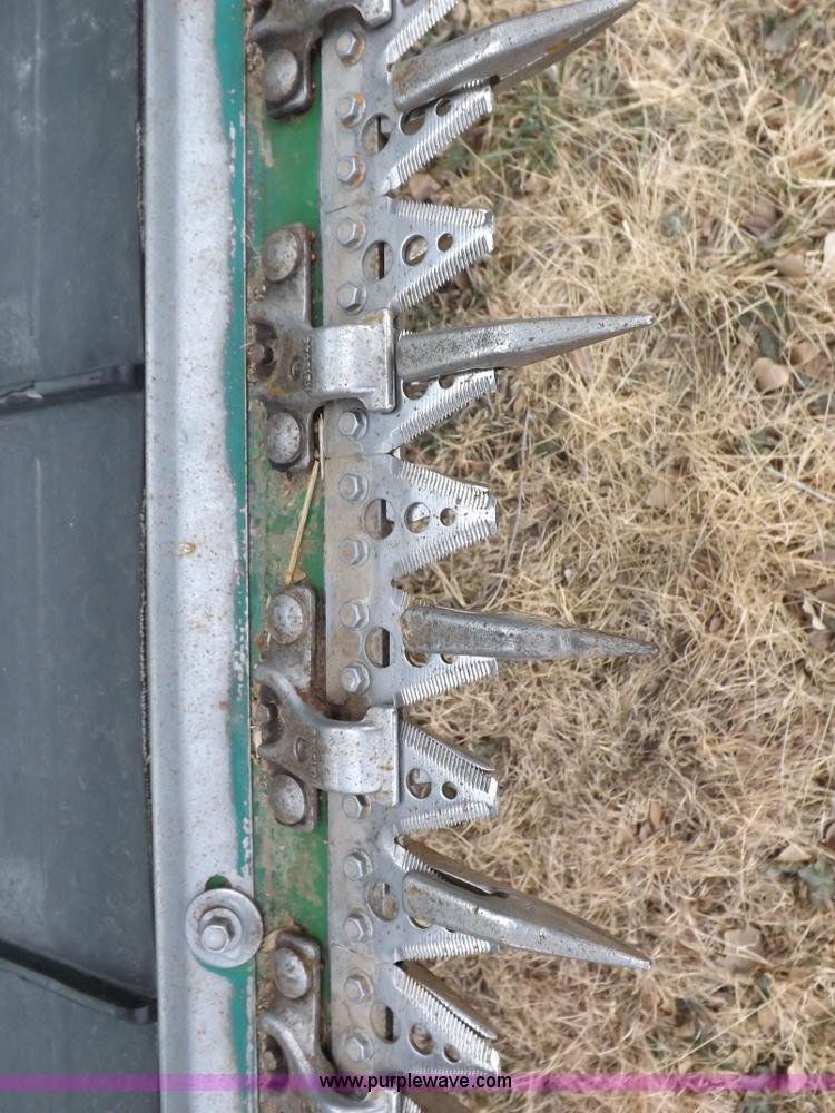 image for item I9242 2006 John Deere 936D draper head