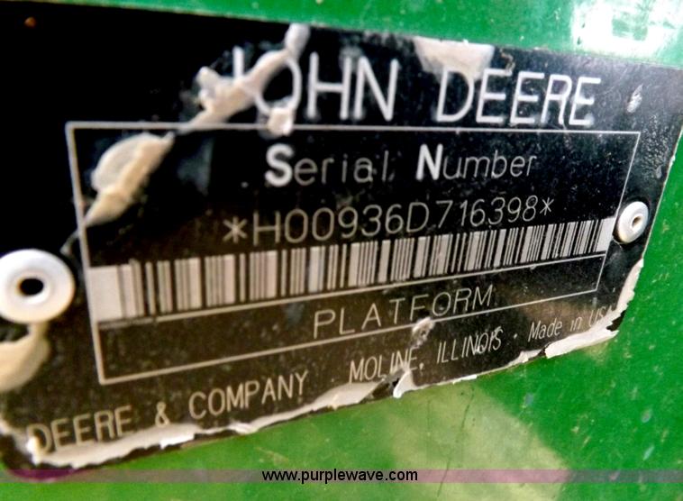 image for item I9242 2006 John Deere 936D draper head