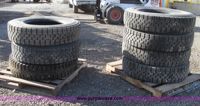 image for item Z9728 (7) M&S recapped 11R22.5 tires