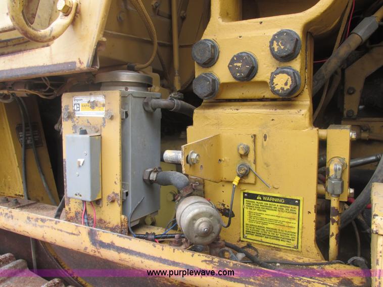 image for item AB9308 1990 Caterpillar 963 track loader
