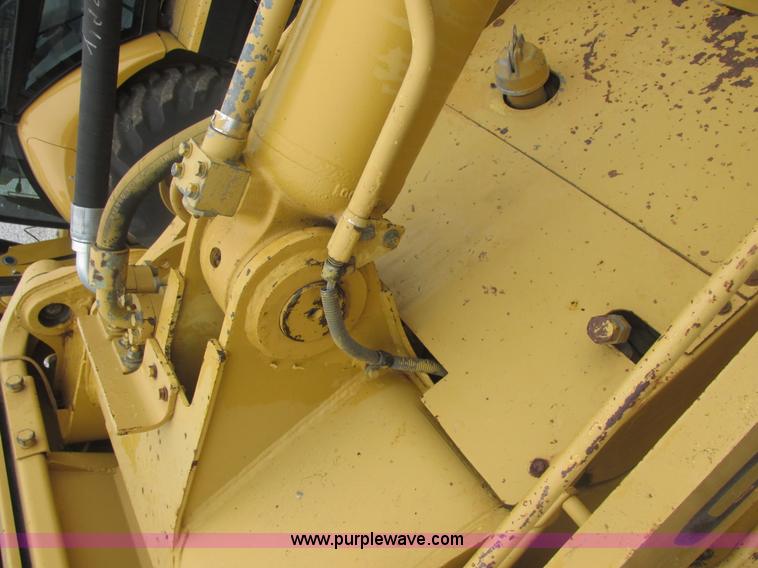 image for item AB9308 1990 Caterpillar 963 track loader