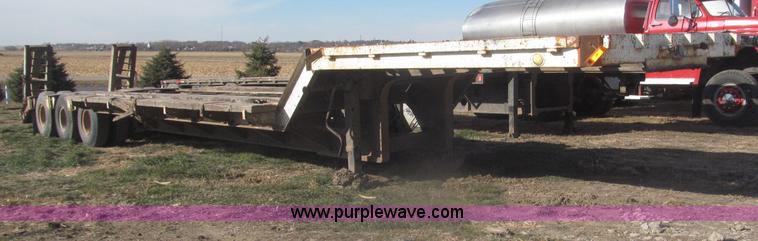 image for item AE9377 1974 Dorsey 30' dozer triple axle trailer