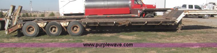 image for item AE9377 1974 Dorsey 30' dozer triple axle trailer