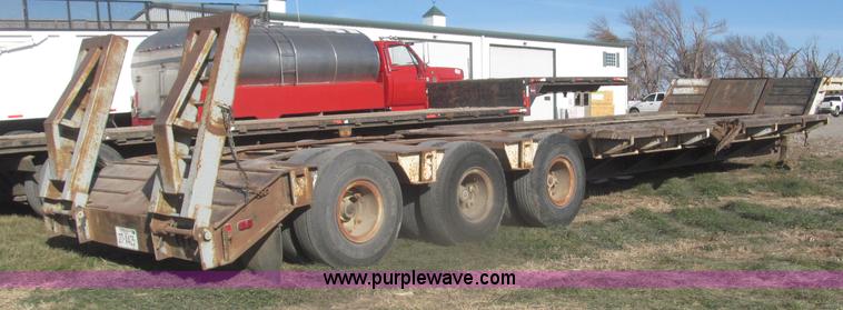 image for item AE9377 1974 Dorsey 30' dozer triple axle trailer