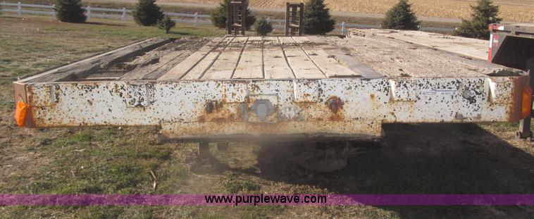 image for item AE9377 1974 Dorsey 30' dozer triple axle trailer