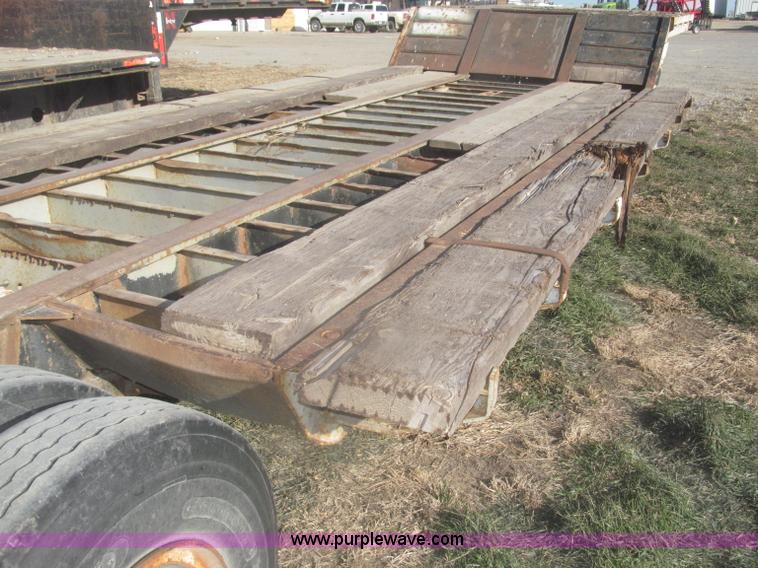 image for item AE9377 1974 Dorsey 30' dozer triple axle trailer