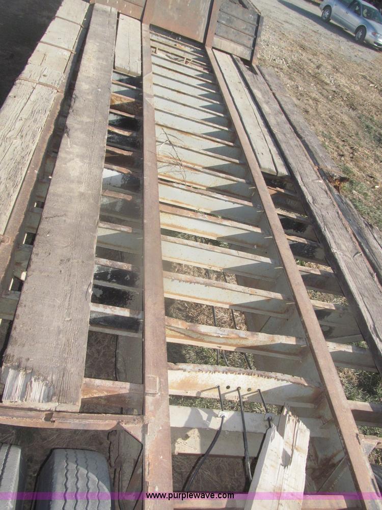 image for item AE9377 1974 Dorsey 30' dozer triple axle trailer