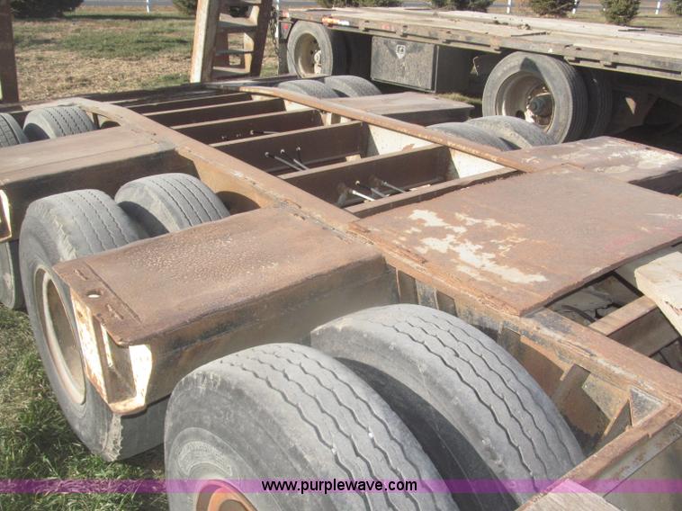 image for item AE9377 1974 Dorsey 30' dozer triple axle trailer