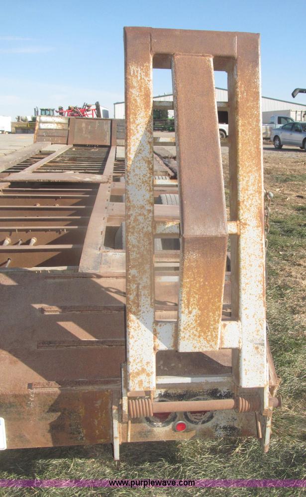 image for item AE9377 1974 Dorsey 30' dozer triple axle trailer