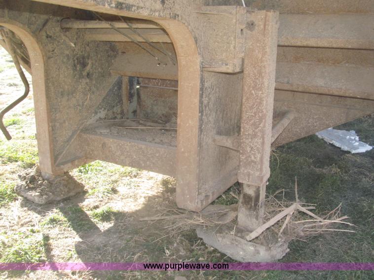 image for item AE9377 1974 Dorsey 30' dozer triple axle trailer