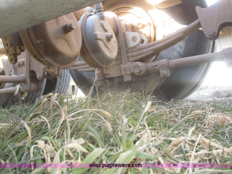 image for item AE9377 1974 Dorsey 30' dozer triple axle trailer