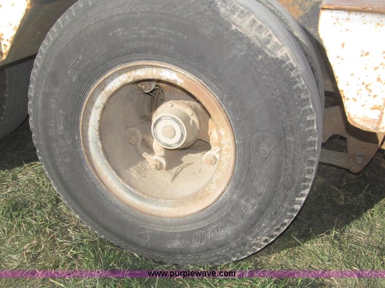 image for item AE9377 1974 Dorsey 30' dozer triple axle trailer