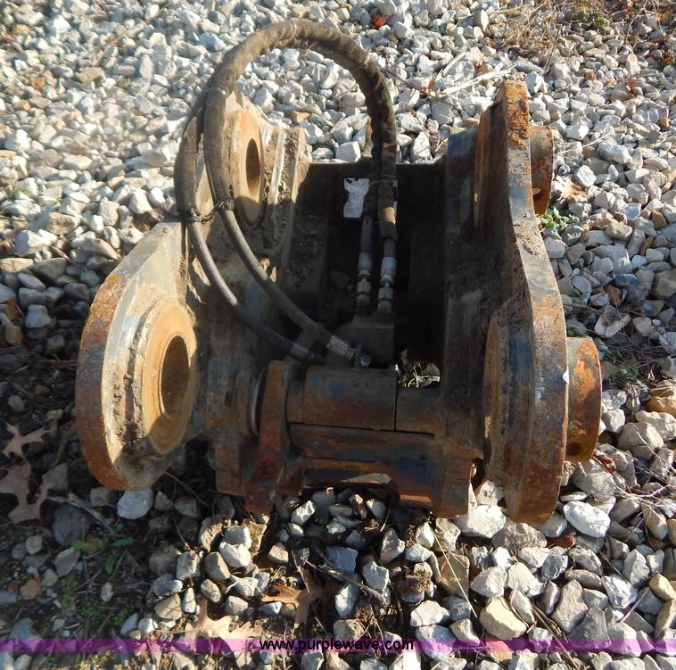 image for item AO9245 JRB JD160CLC quick coupler