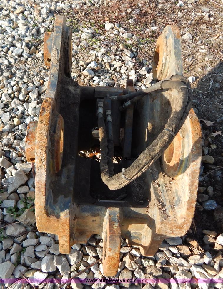 image for item AO9245 JRB JD160CLC quick coupler