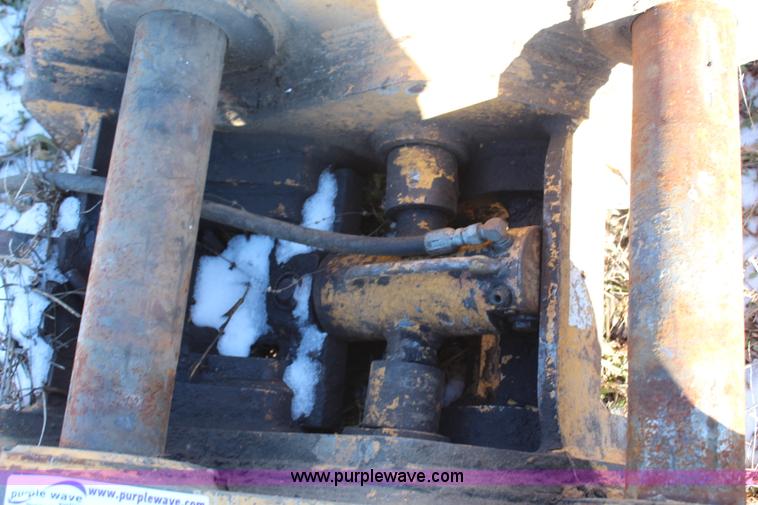 image for item AU9836 JRB hydraulic quick coupler