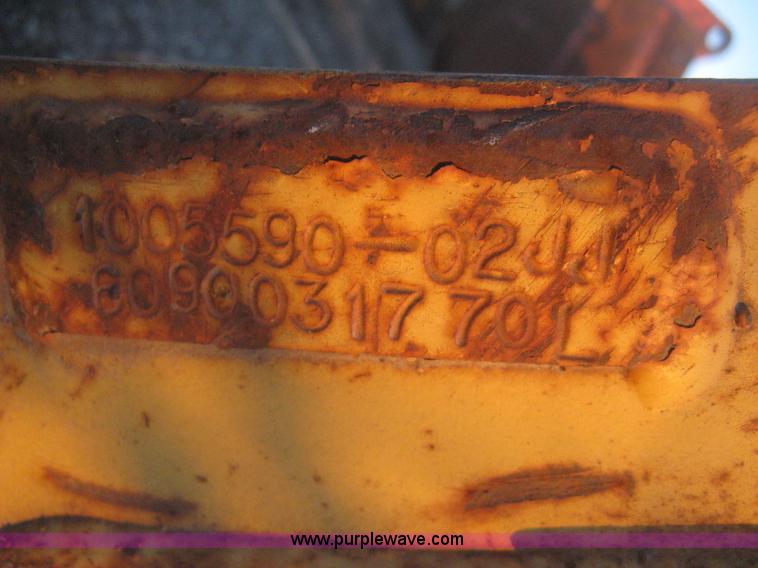 image for item AX9541 Caterpillar three tooth pin-on trench bucket