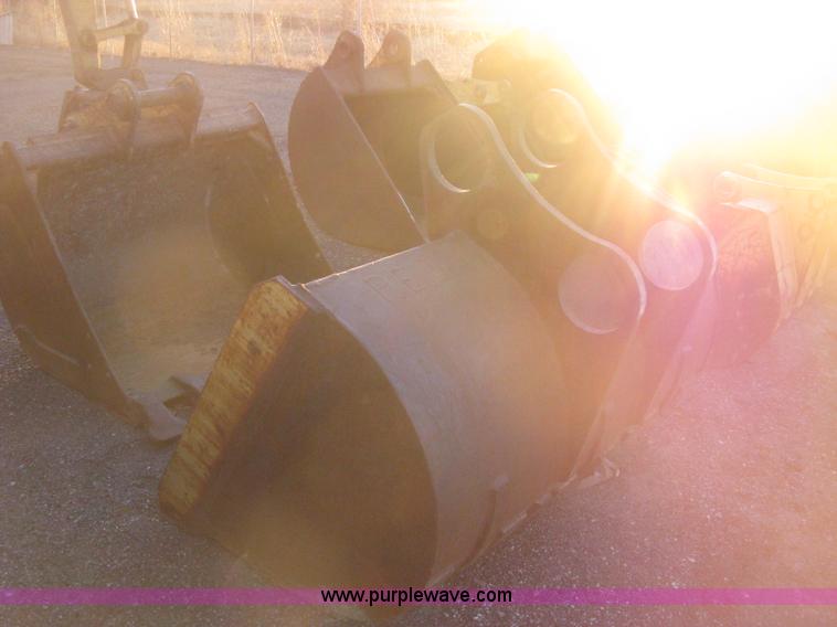 image for item AX9549 60"W pin-on ditch bucket