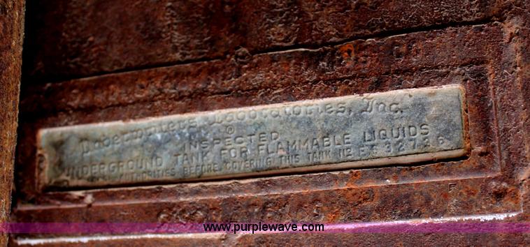 image for item C3621 21' x 7' fuel tank