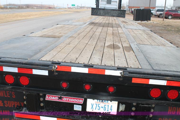 image for item C3640 2008 Direct drop deck trailer