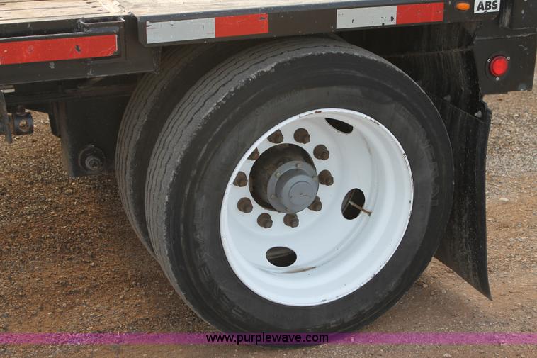 image for item C3640 2008 Direct drop deck trailer
