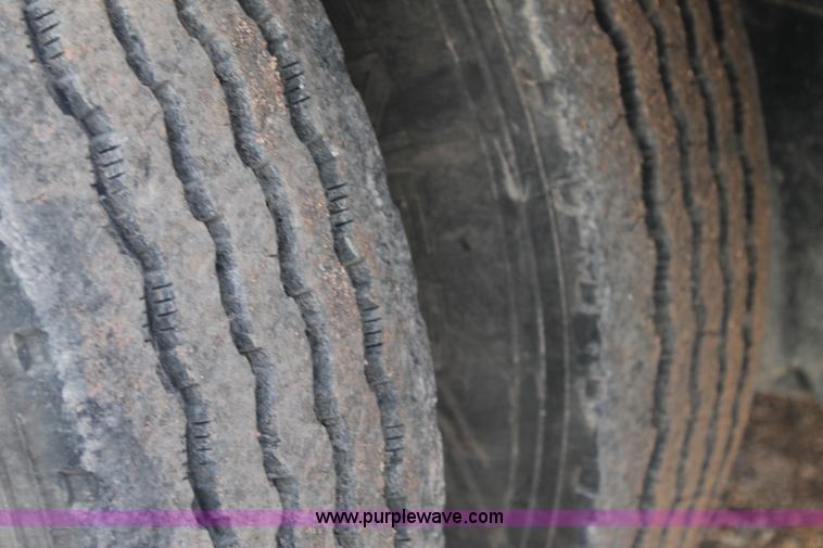 image for item C3640 2008 Direct drop deck trailer