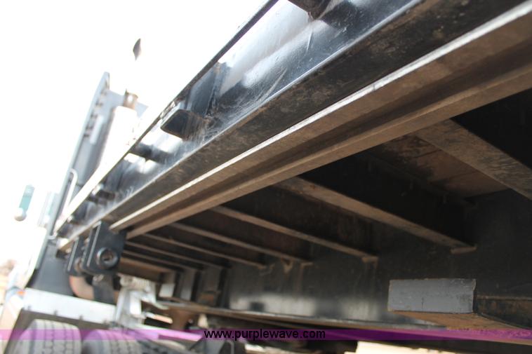 image for item C3640 2008 Direct drop deck trailer