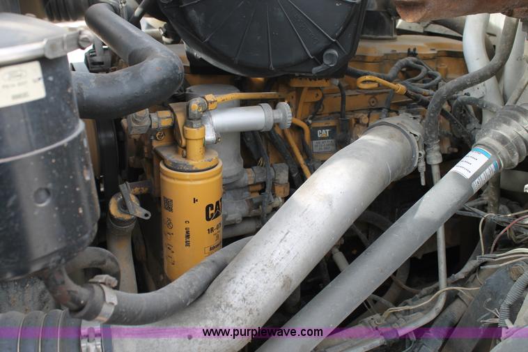 image for item C3642 2000 Ford F650 service truck