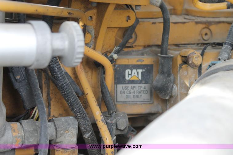 image for item C3642 2000 Ford F650 service truck