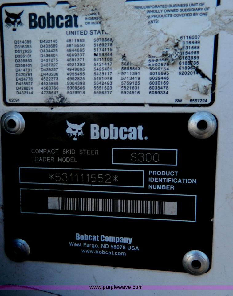 image for item D6081 2006 Bobcat S300 skid steer