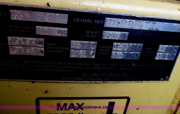 image for item E4639 2000 JLG 33RTS scissor lift