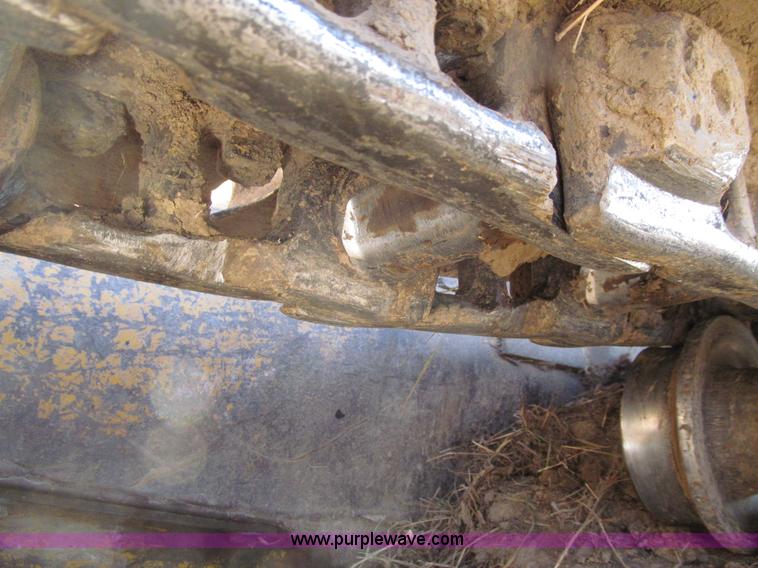 image for item E4642 1972 Caterpillar D7F dozer