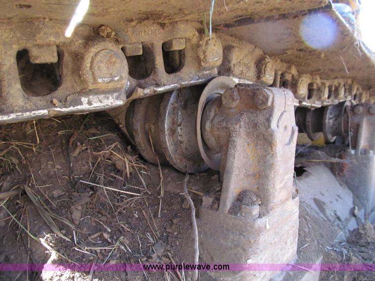 image for item E4642 1972 Caterpillar D7F dozer