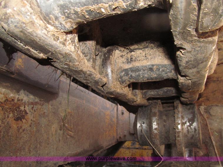 image for item E4642 1972 Caterpillar D7F dozer