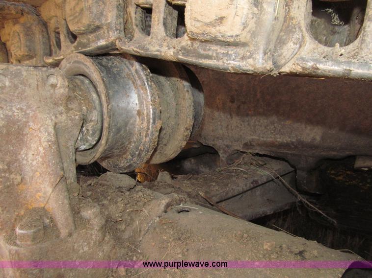 image for item E4642 1972 Caterpillar D7F dozer