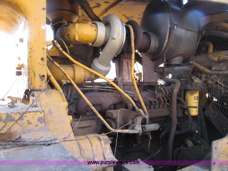 image for item E4642 1972 Caterpillar D7F dozer