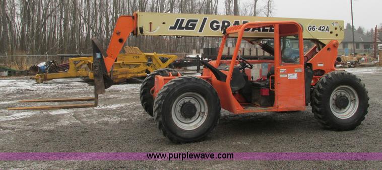 image for item E5230 2003 JLG G6-42A Gradall rough terrain telehandler
