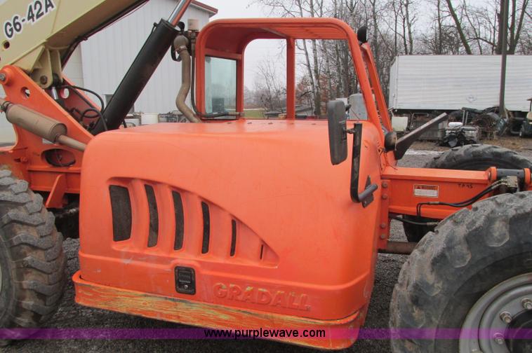 image for item E5230 2003 JLG G6-42A Gradall rough terrain telehandler