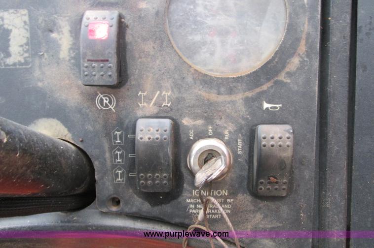 image for item E5230 2003 JLG G6-42A Gradall rough terrain telehandler