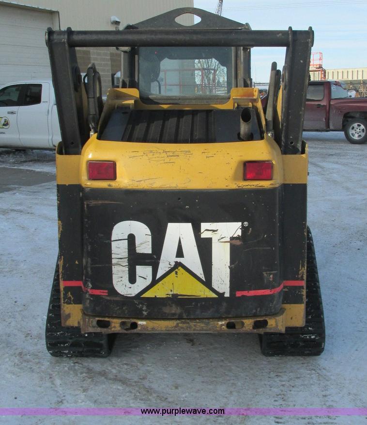 image for item E5232 2003 Caterpillar 257 track skid steer