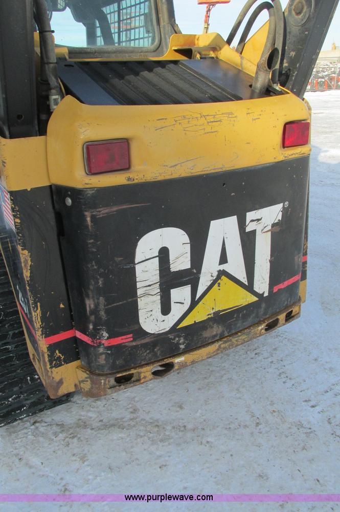 image for item E5232 2003 Caterpillar 257 track skid steer