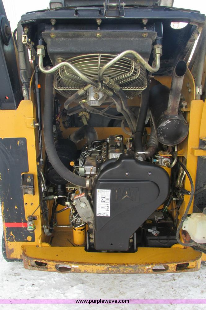 image for item E5232 2003 Caterpillar 257 track skid steer