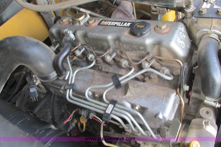 image for item E5232 2003 Caterpillar 257 track skid steer