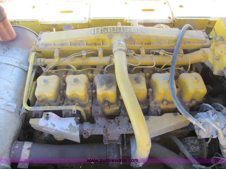 image for item E7406 1995 Kobelco SK400LC Mark IV excavator