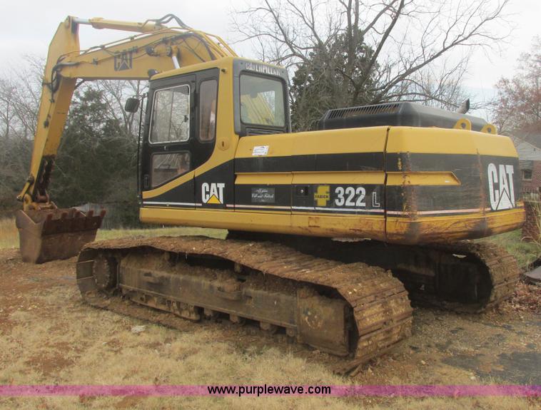 image for item E7407 1994 Caterpillar 322L excavator
