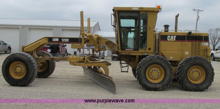 image for item F5459 1995 Caterpillar 120H articulated motor grader