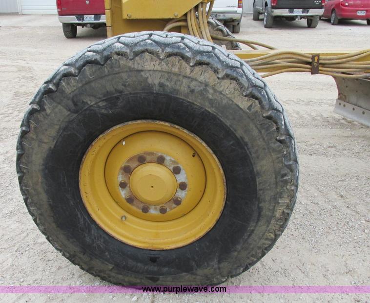 image for item F5459 1995 Caterpillar 120H articulated motor grader