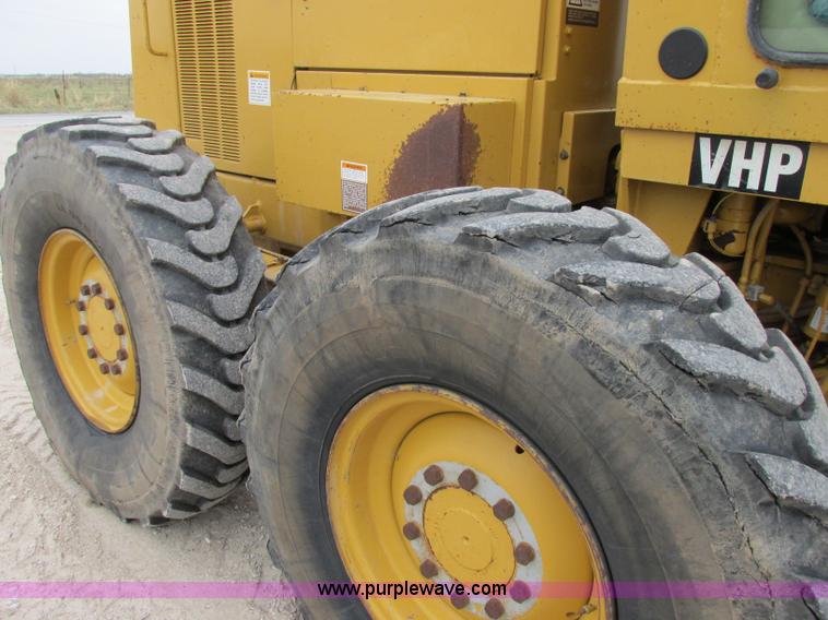 image for item F5459 1995 Caterpillar 120H articulated motor grader