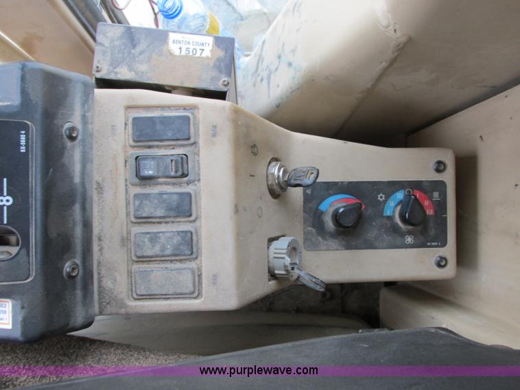 image for item F5459 1995 Caterpillar 120H articulated motor grader